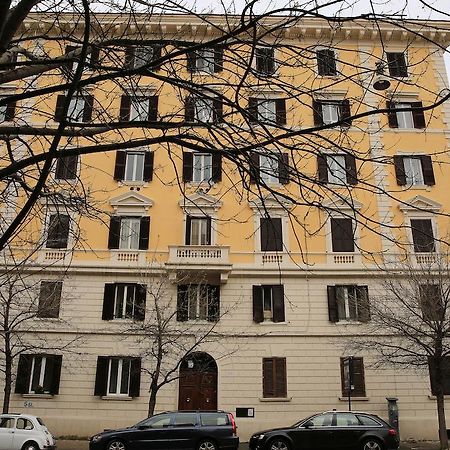 74 Crescenzio House Hotel Rome Bagian luar foto