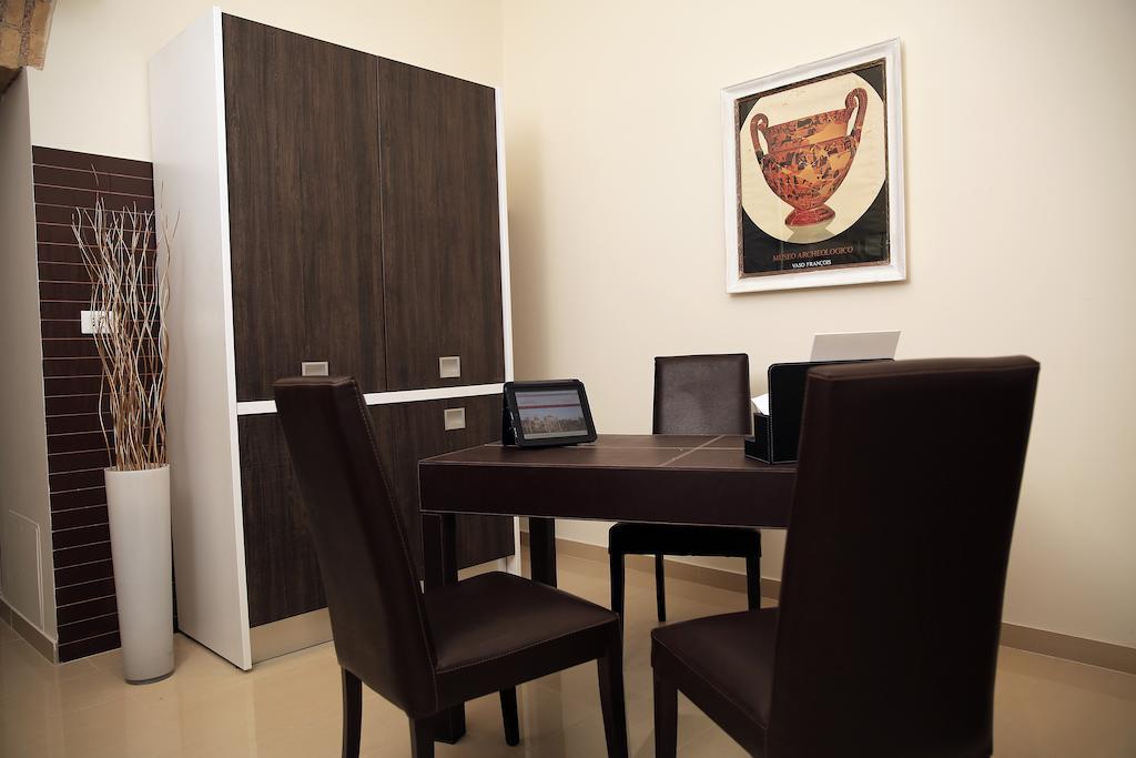 74 Crescenzio House Hotel Rome Bagian luar foto