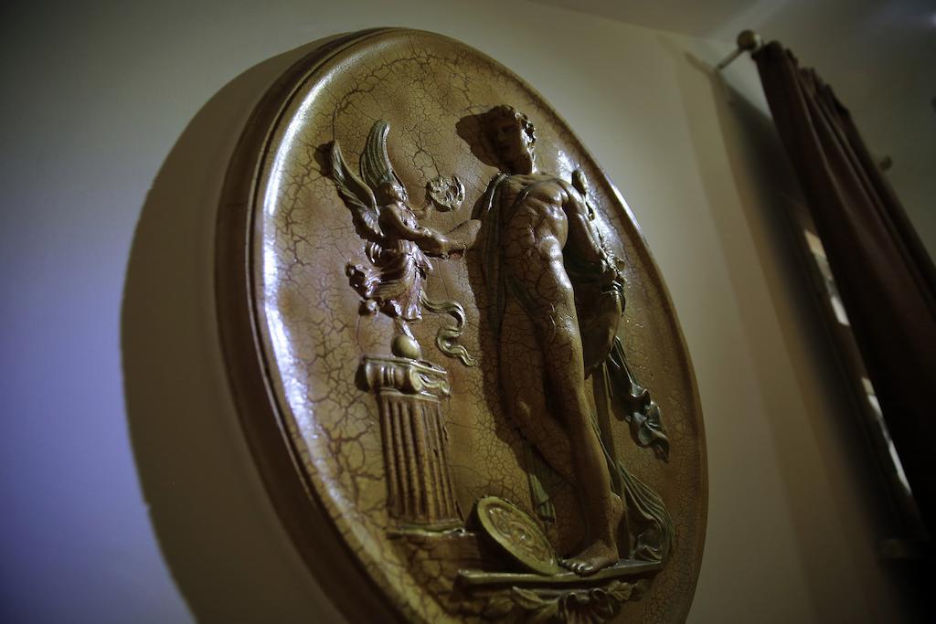 74 Crescenzio House Hotel Rome Bagian luar foto