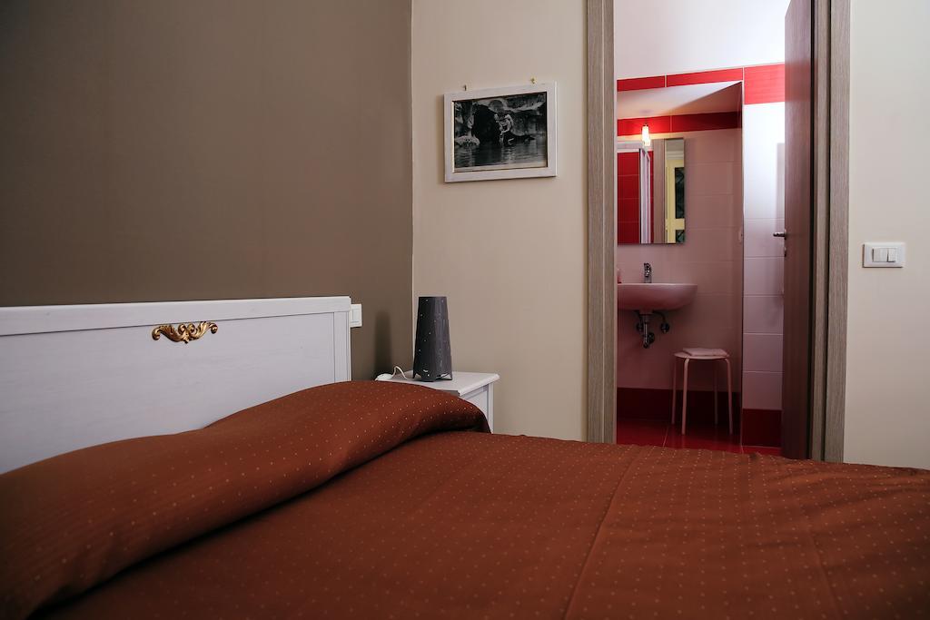 74 Crescenzio House Hotel Rome Ruang foto