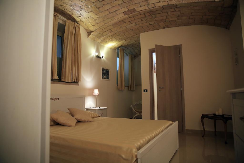 74 Crescenzio House Hotel Rome Ruang foto