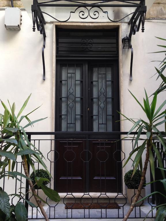 74 Crescenzio House Hotel Rome Bagian luar foto