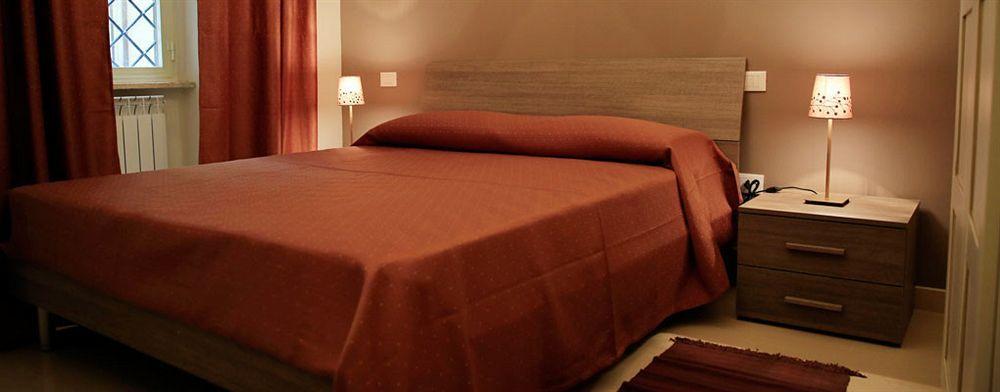 74 Crescenzio House Hotel Rome Bagian luar foto